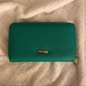 Green ALDO Wallet